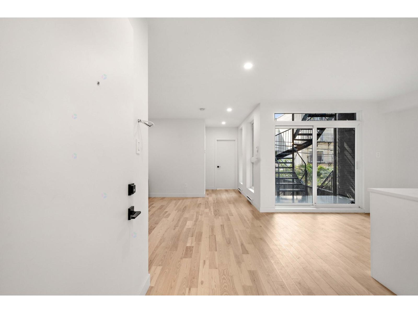 6556 Rue Jeanne-Mance — photo 3