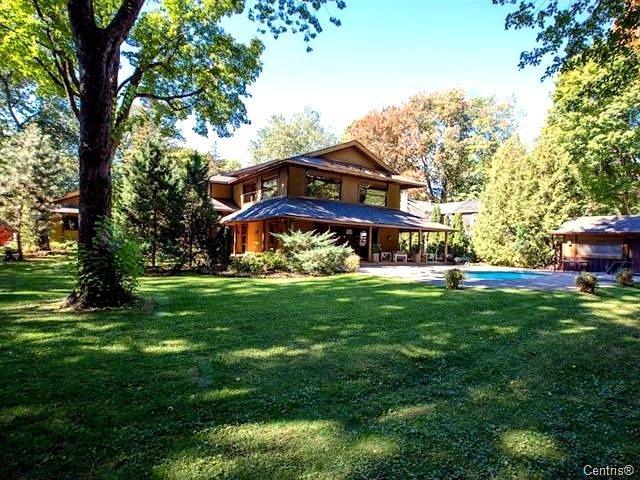 81 Av. Woodland