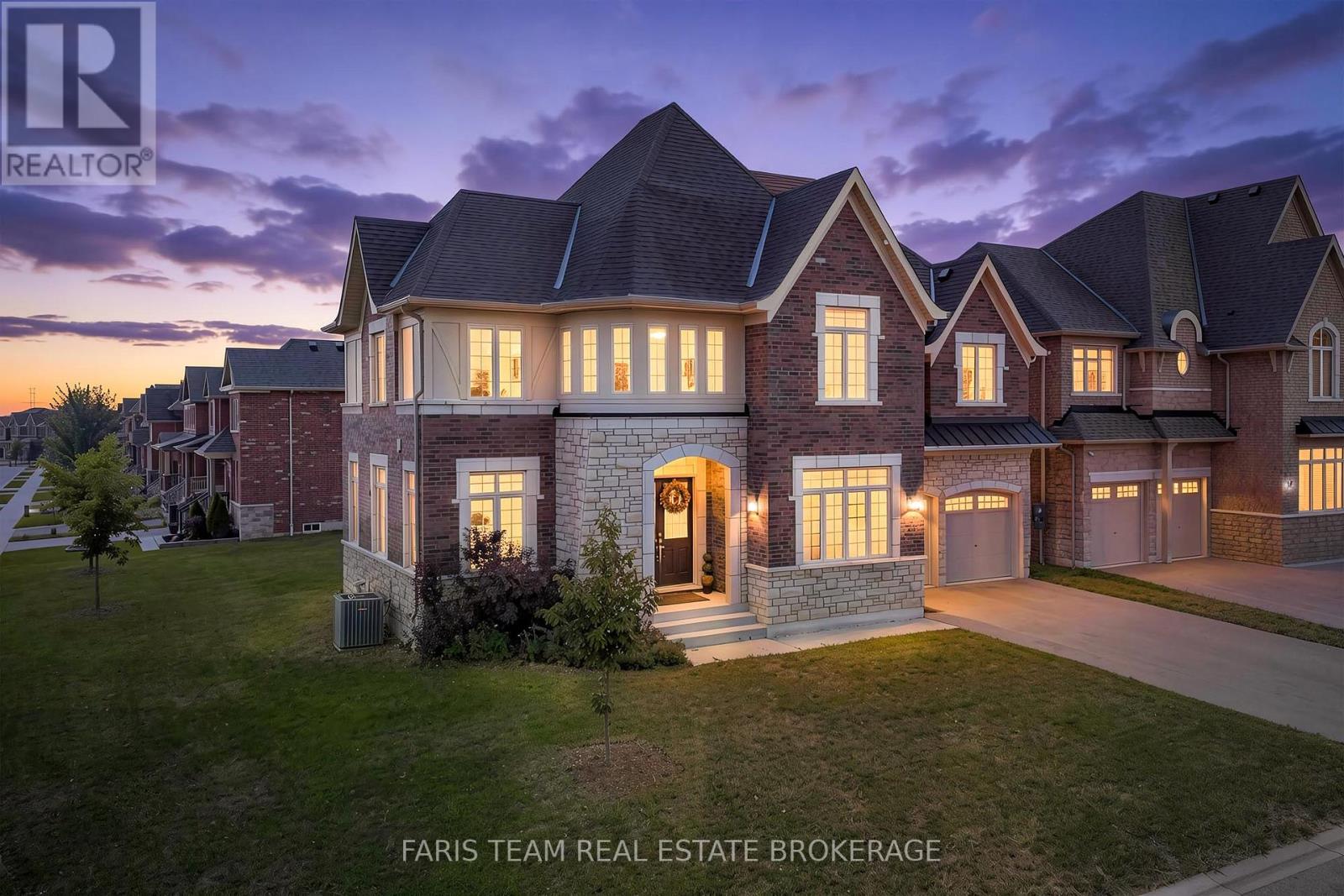 12 THOMPSON WAY