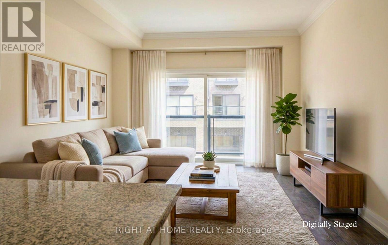 UNIT#1 - 1758 LAWRENCE AVENUE W
