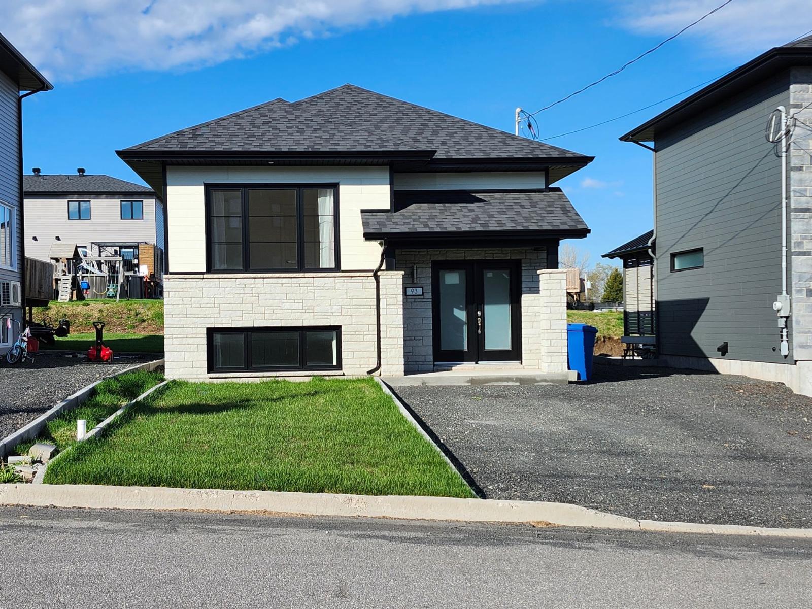 93 Rue Laflamme — photo 2