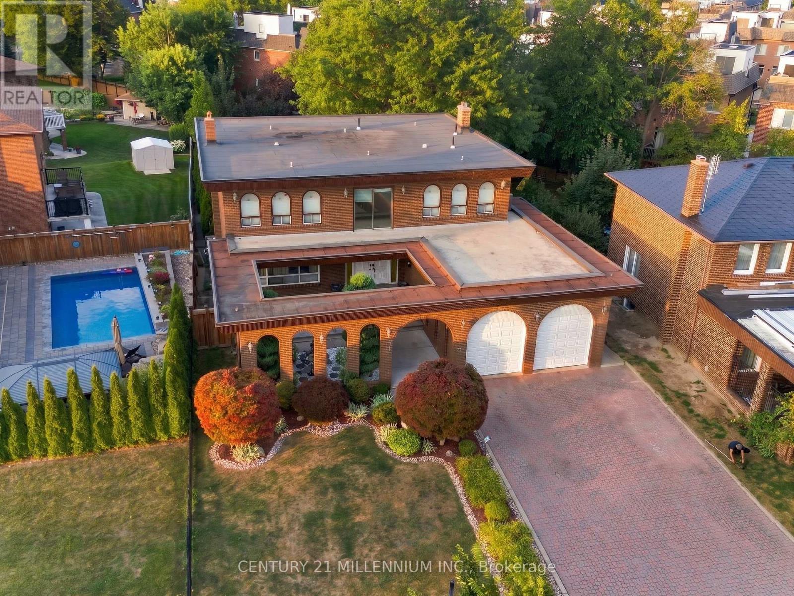 44 WIGWOSS DRIVE