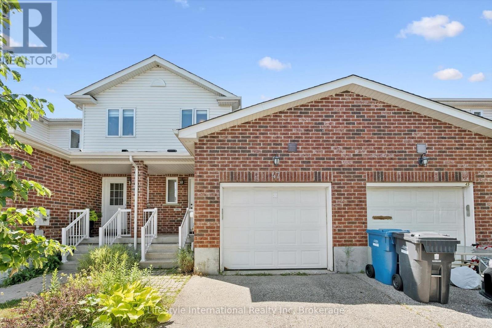 47 HASLER CRESCENT