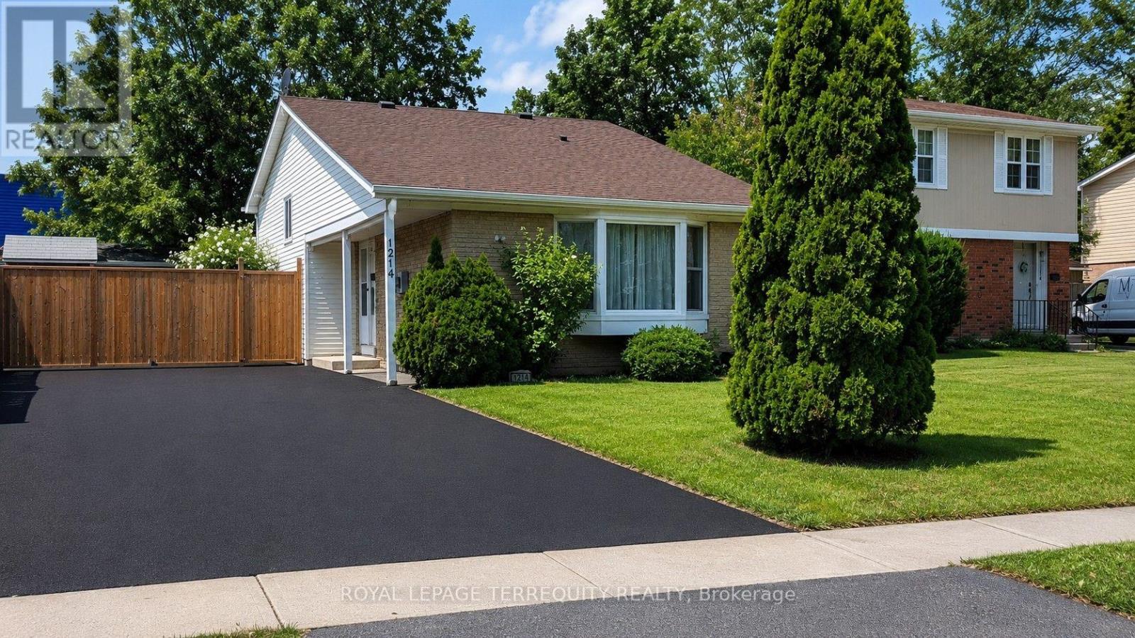 1214 TROWBRIDGE DRIVE