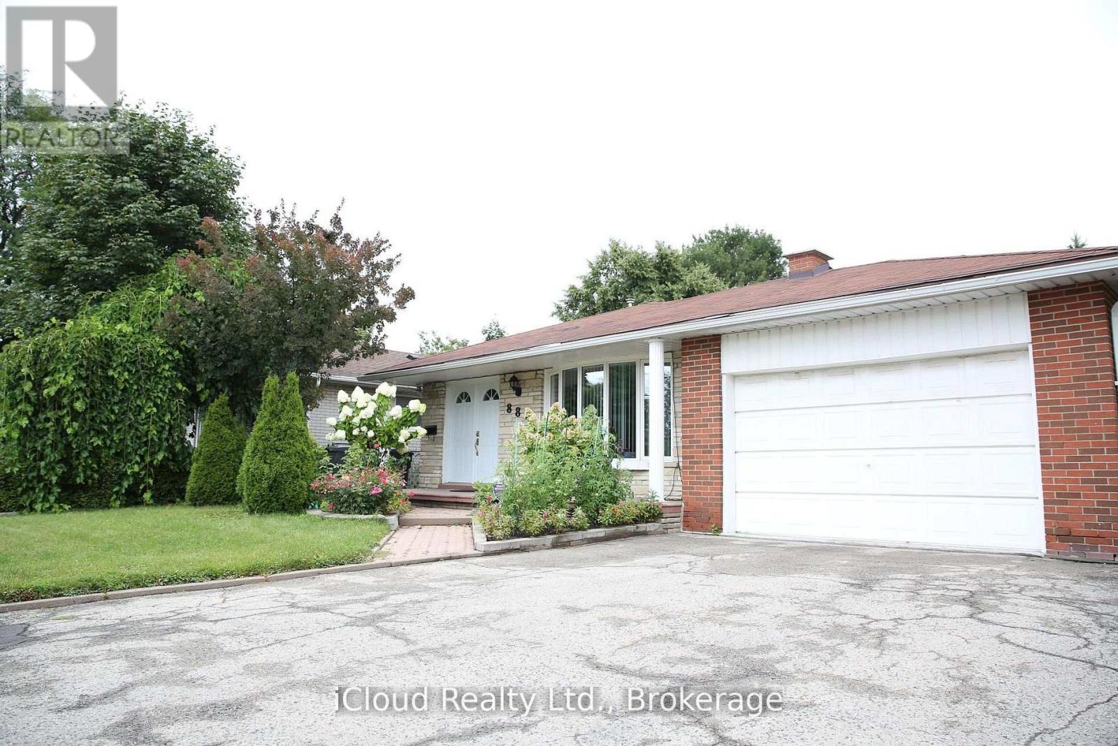 888 BLOOR STREET