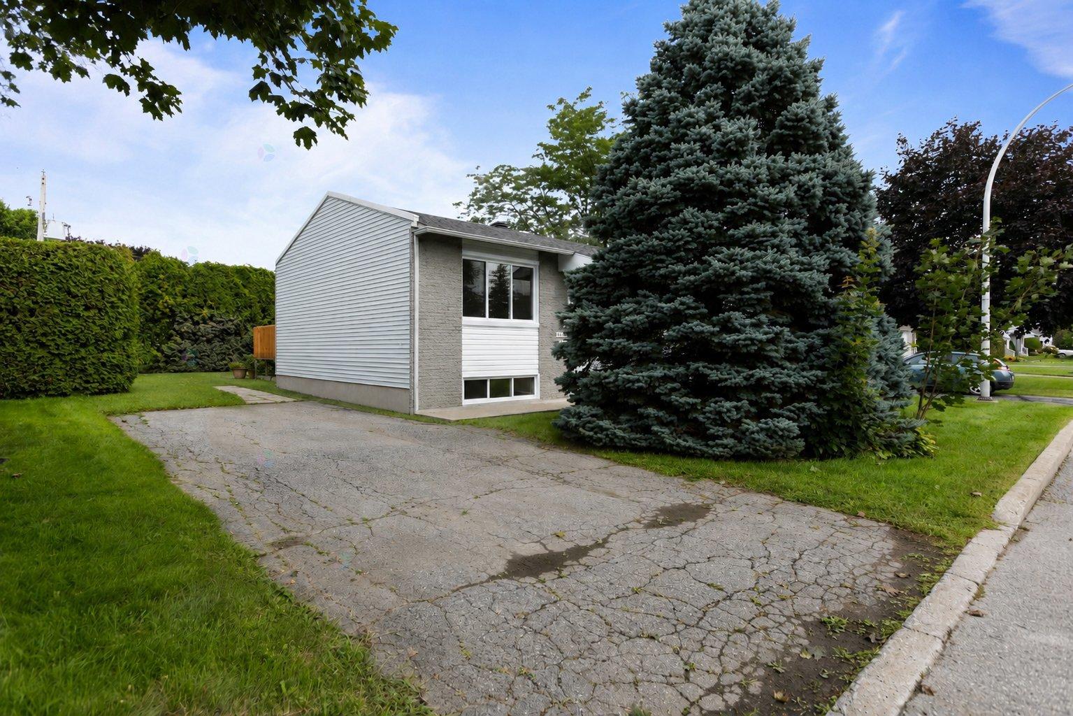 514 Rue St-Lambert — photo 3