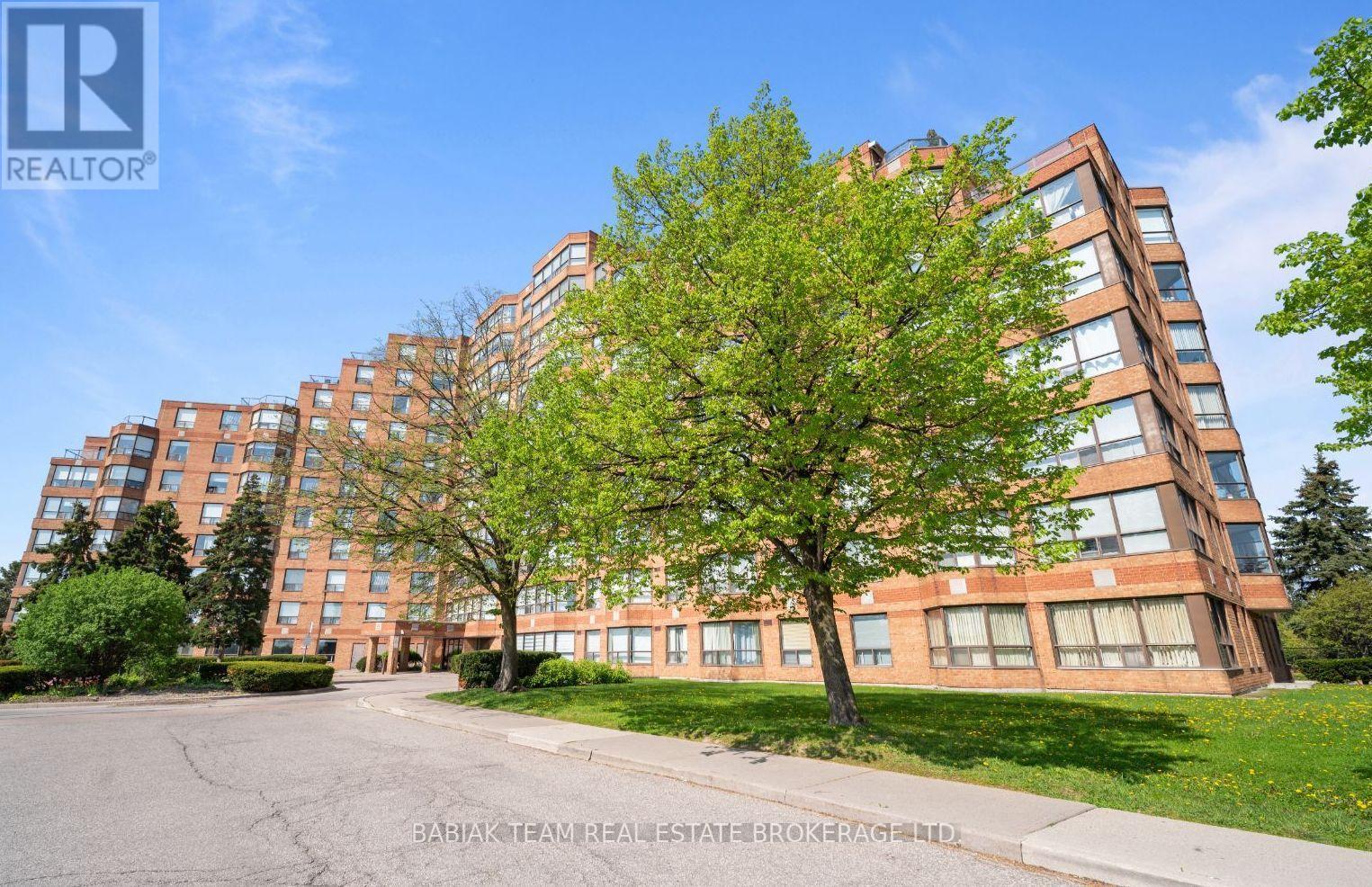 202 - 6 HUMBERLINE DRIVE