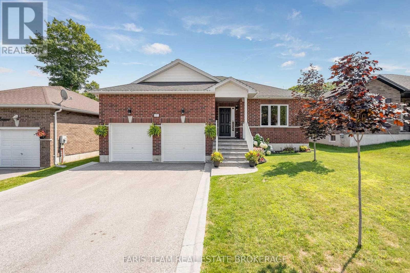 17 HUNTER AVENUE