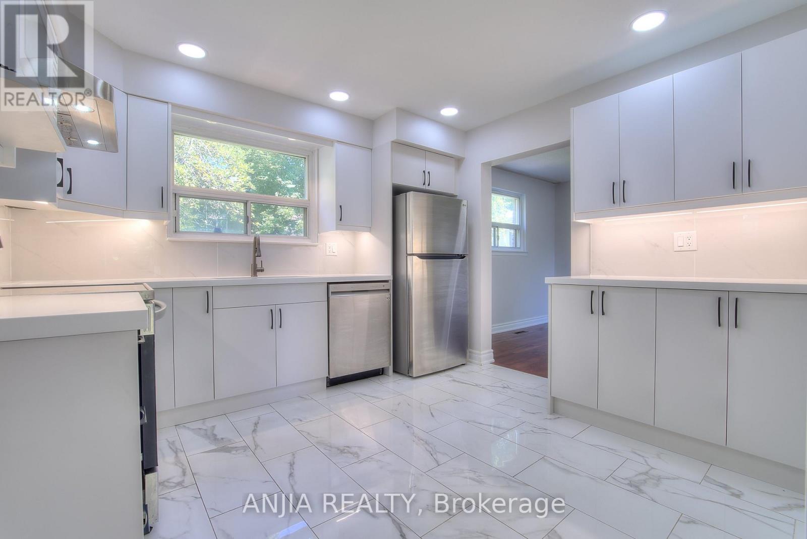 14 CHERRYSTONE DRIVE