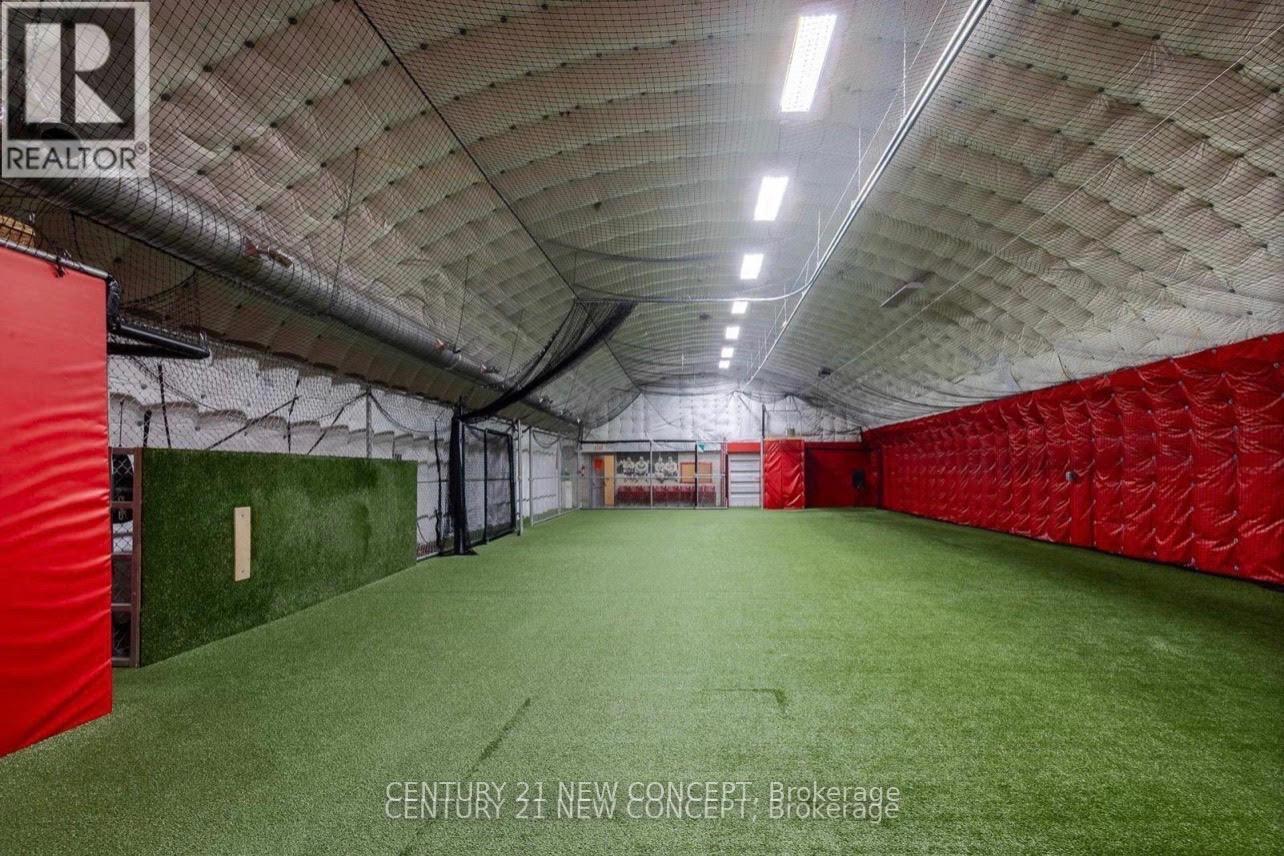 20430 BATHURST STREET