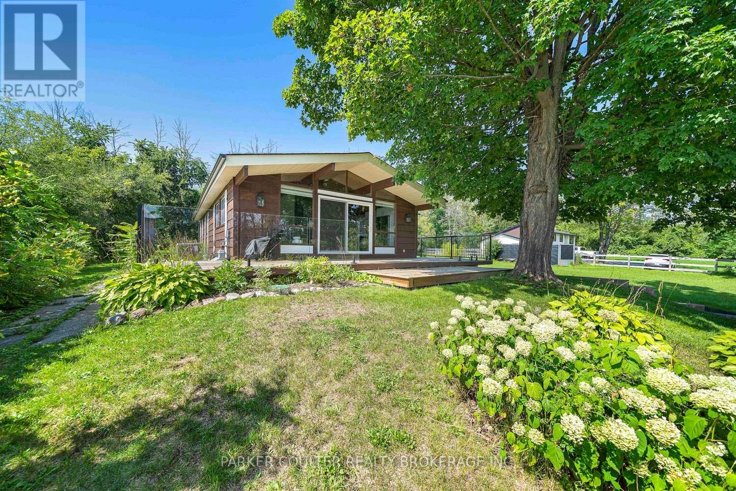 2238 LAKESHORE ROAD E