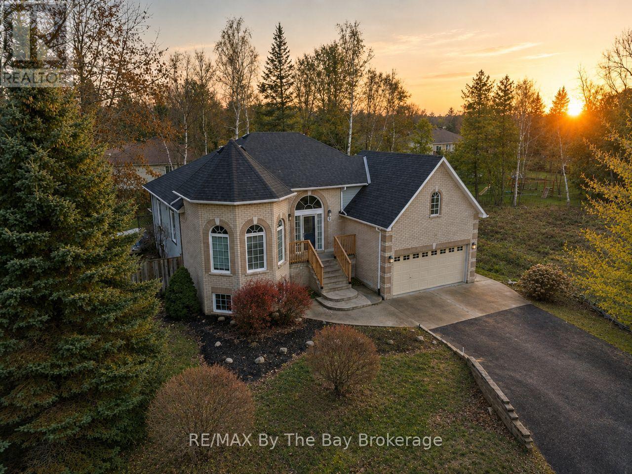 6 DEERRUN PLACE