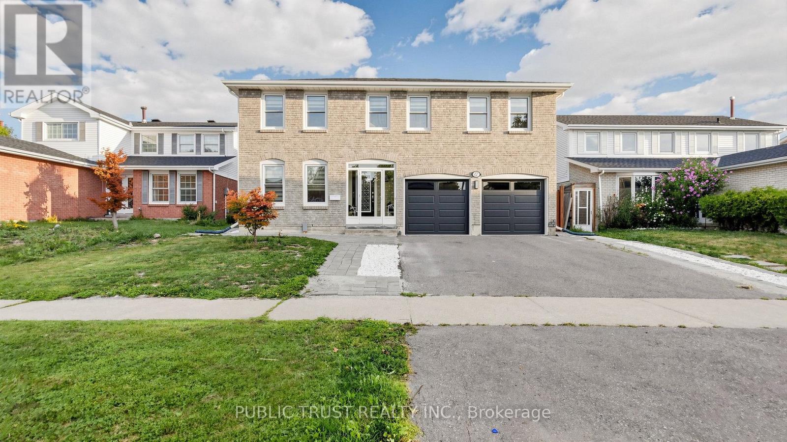 27 MACKAY STREET S