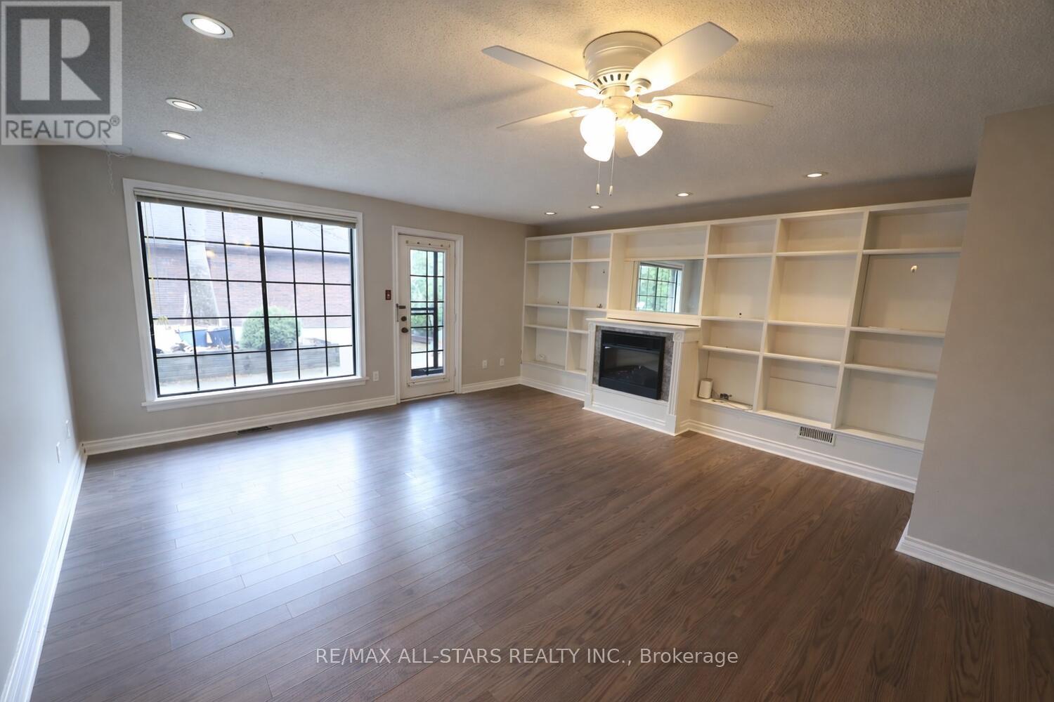 602 - 200 EAST STREET S