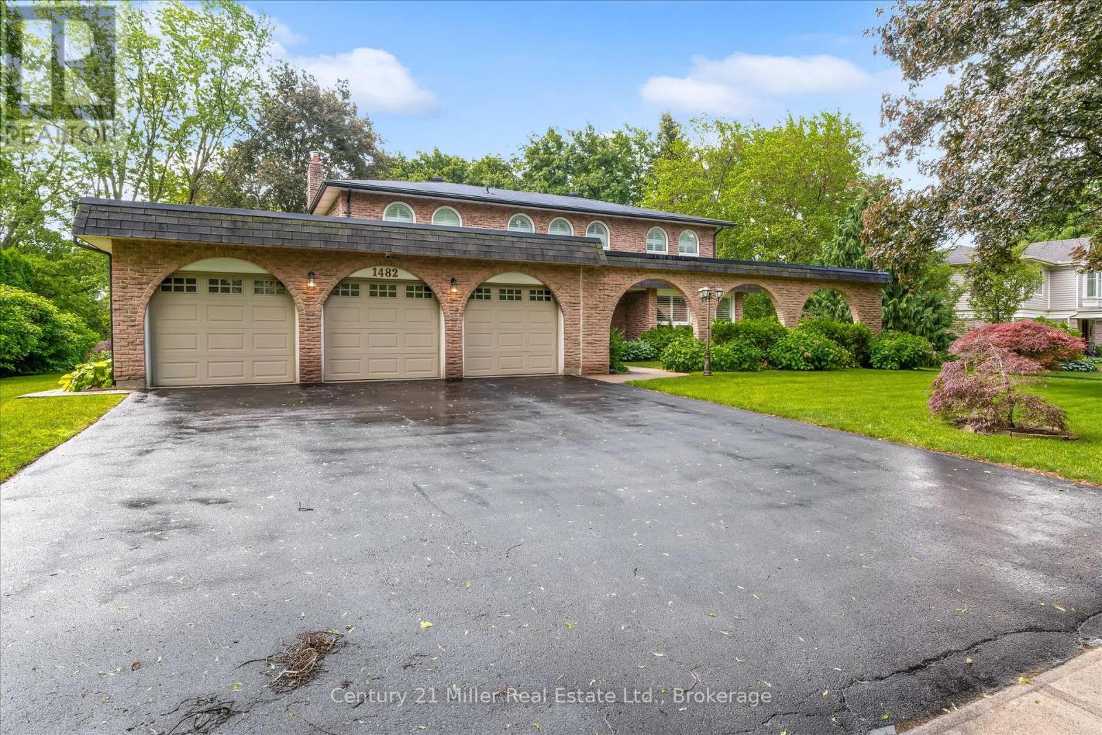 1482 CAULDER DRIVE