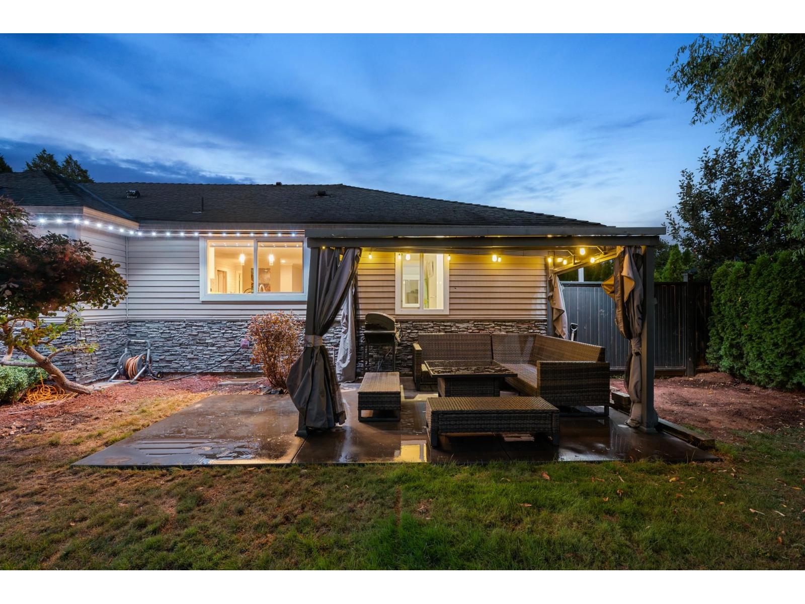 For sale: 3496 196 STREET, Langley, British Columbia V3A4T7