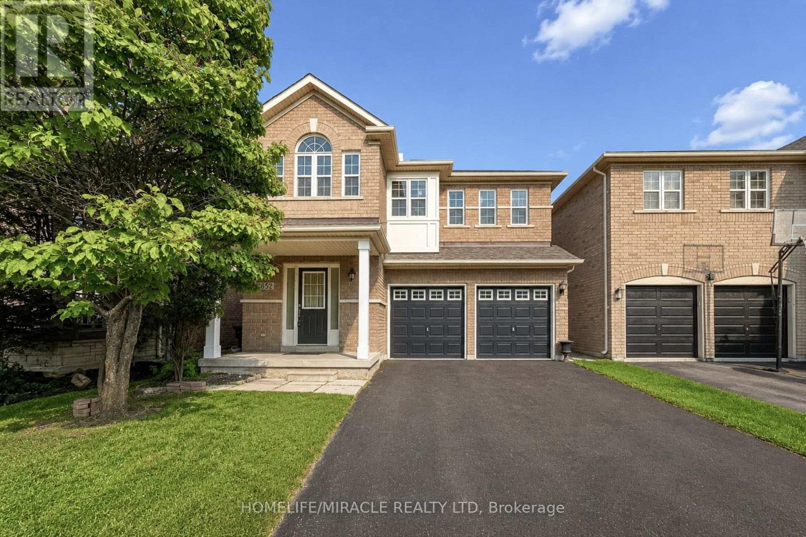 3852 BRINWOOD GATE
