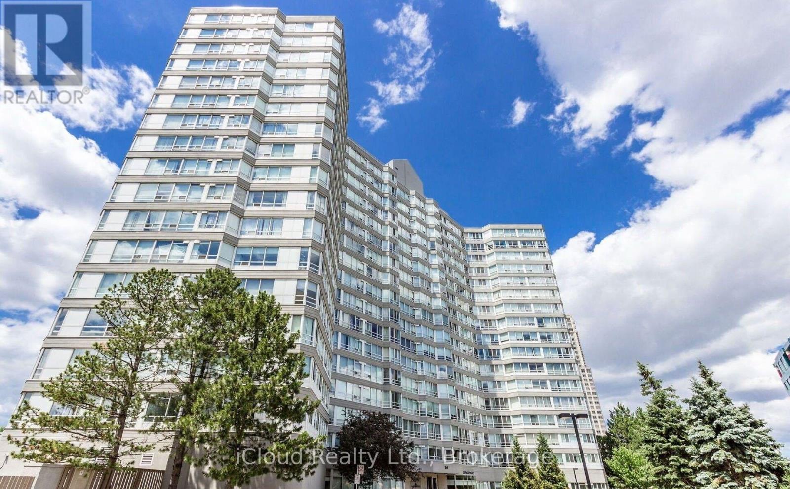 915 - 50 KINGSBRIDGE GARDEN CIRCLE
