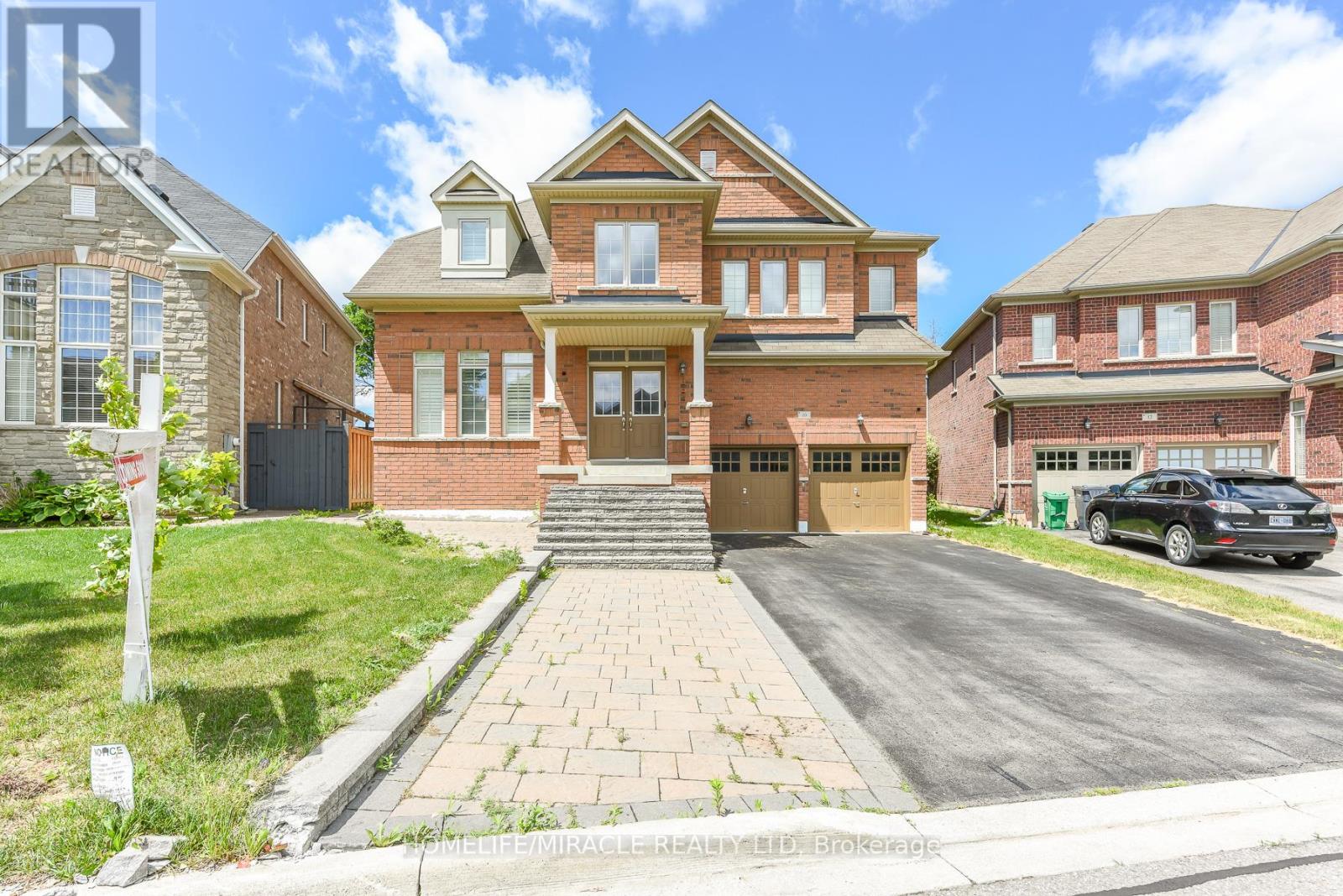 10 DANFIELD COURT
