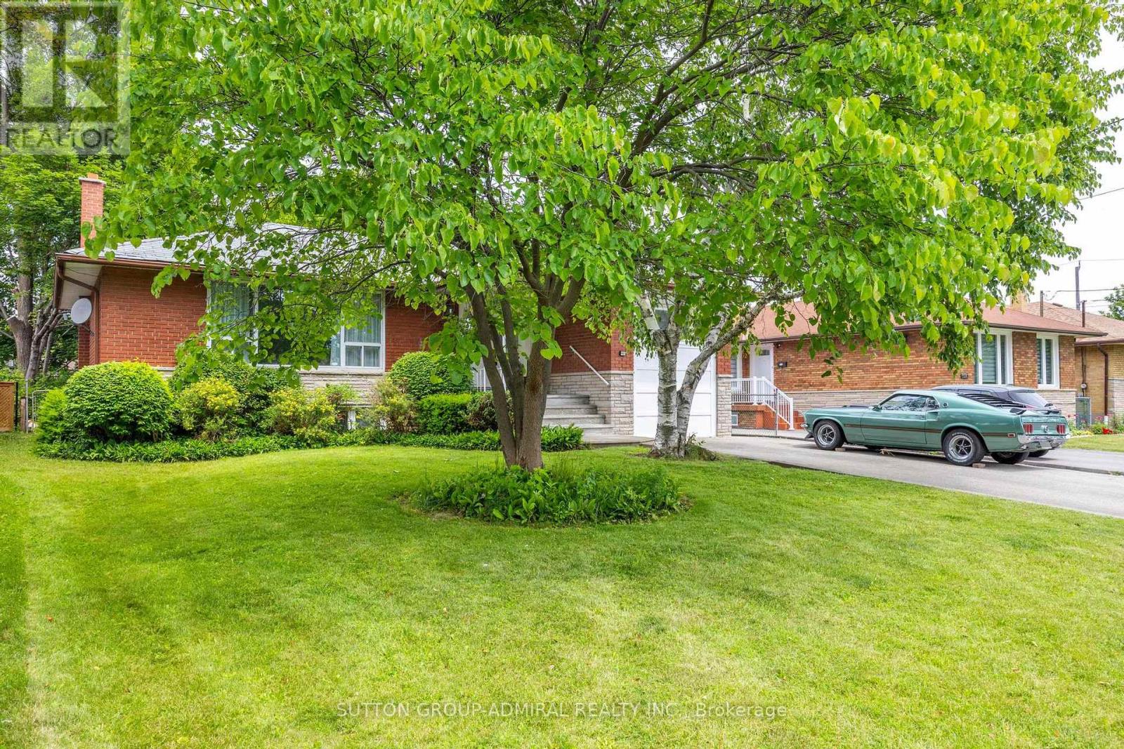 138 KENNARD AVENUE