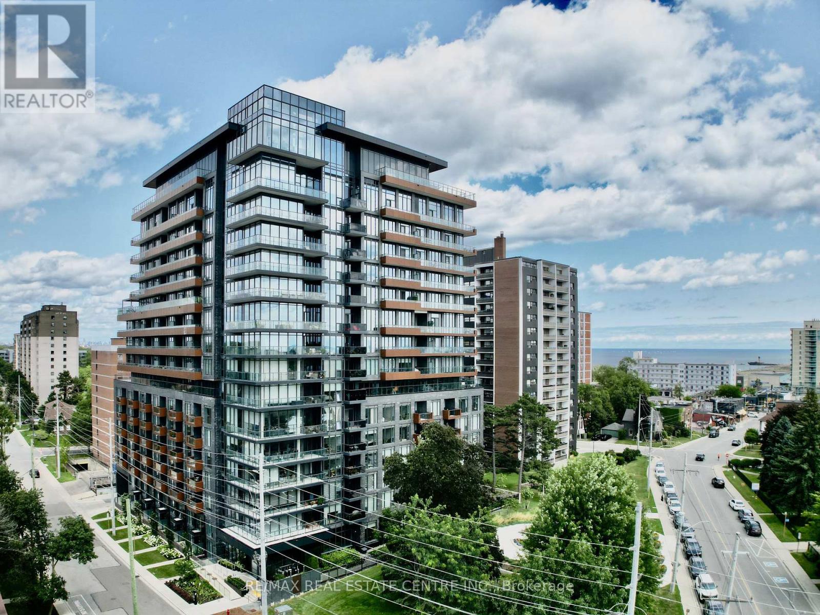 1507 - 21 PARK STREET E