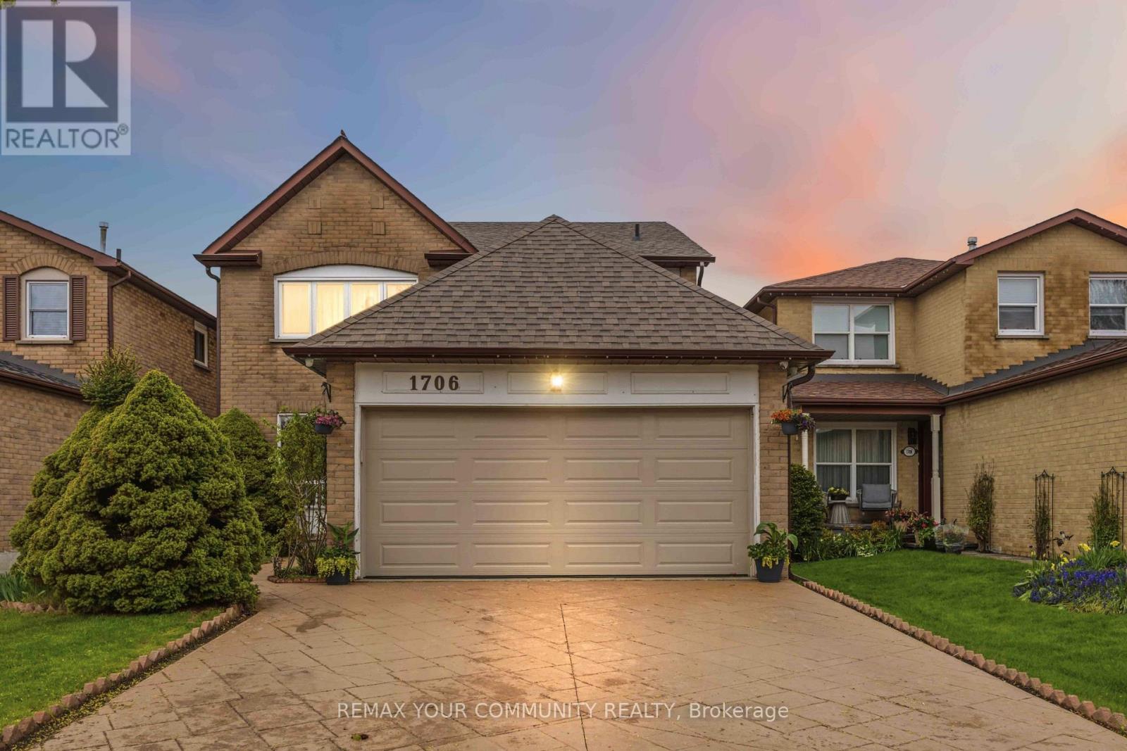1706 WOODSIDE LANE