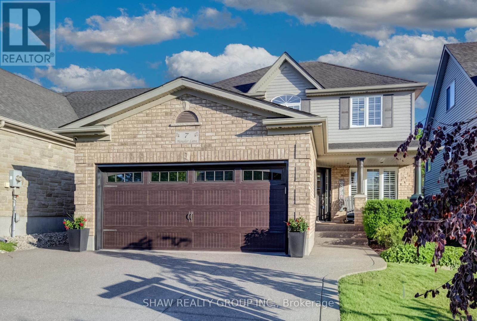 7 HOUSLER LANE
