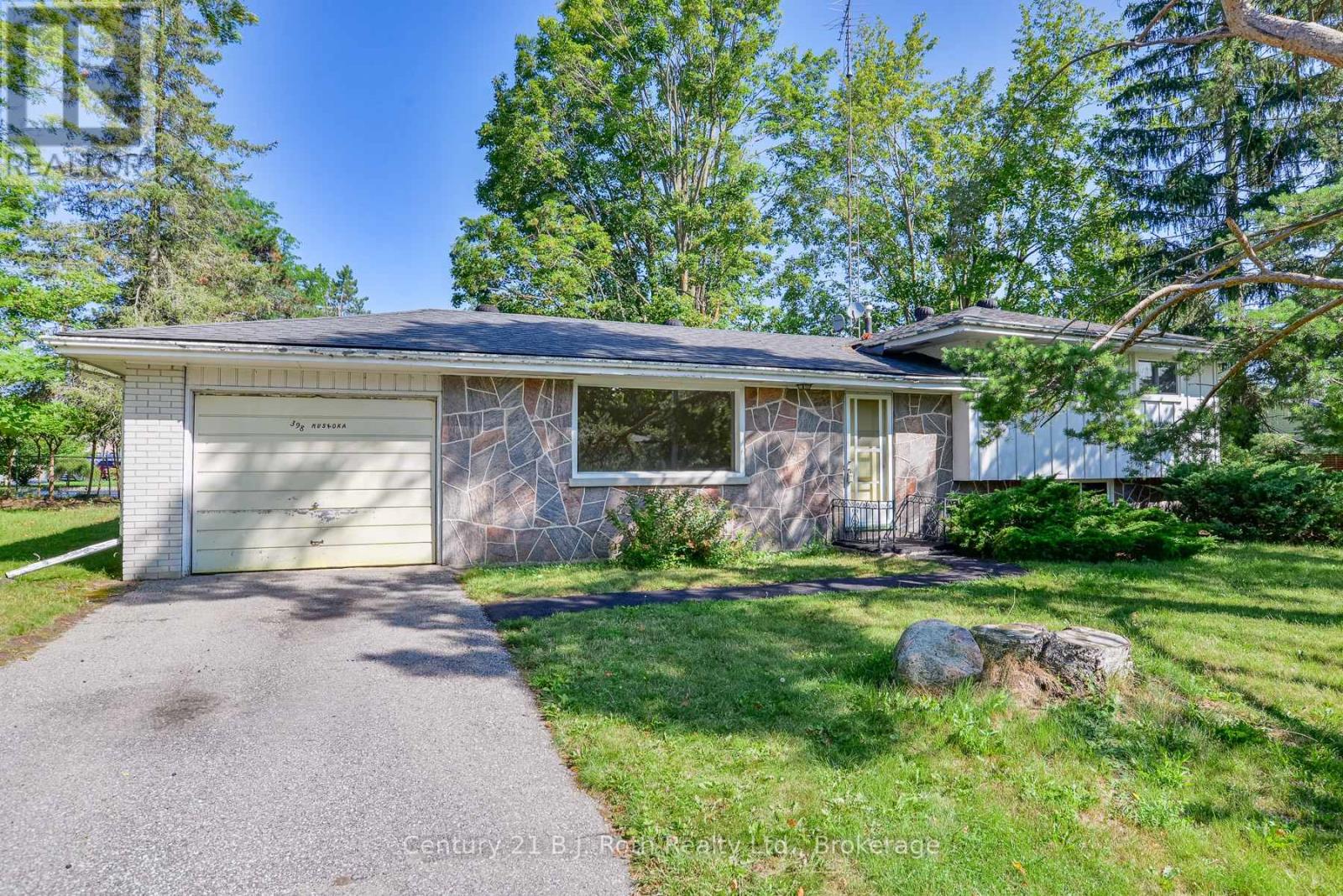 398 OLD MUSKOKA ROAD