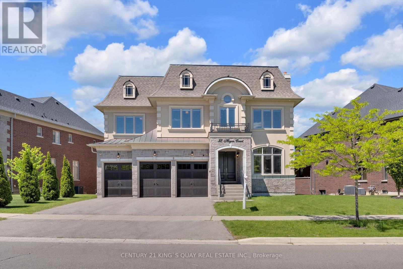 32 HOGAN COURT