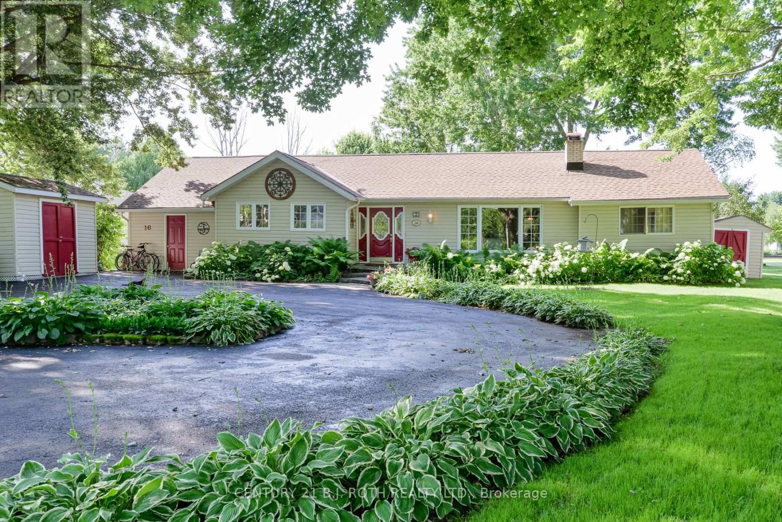 16 OLD INDIAN TRAIL W