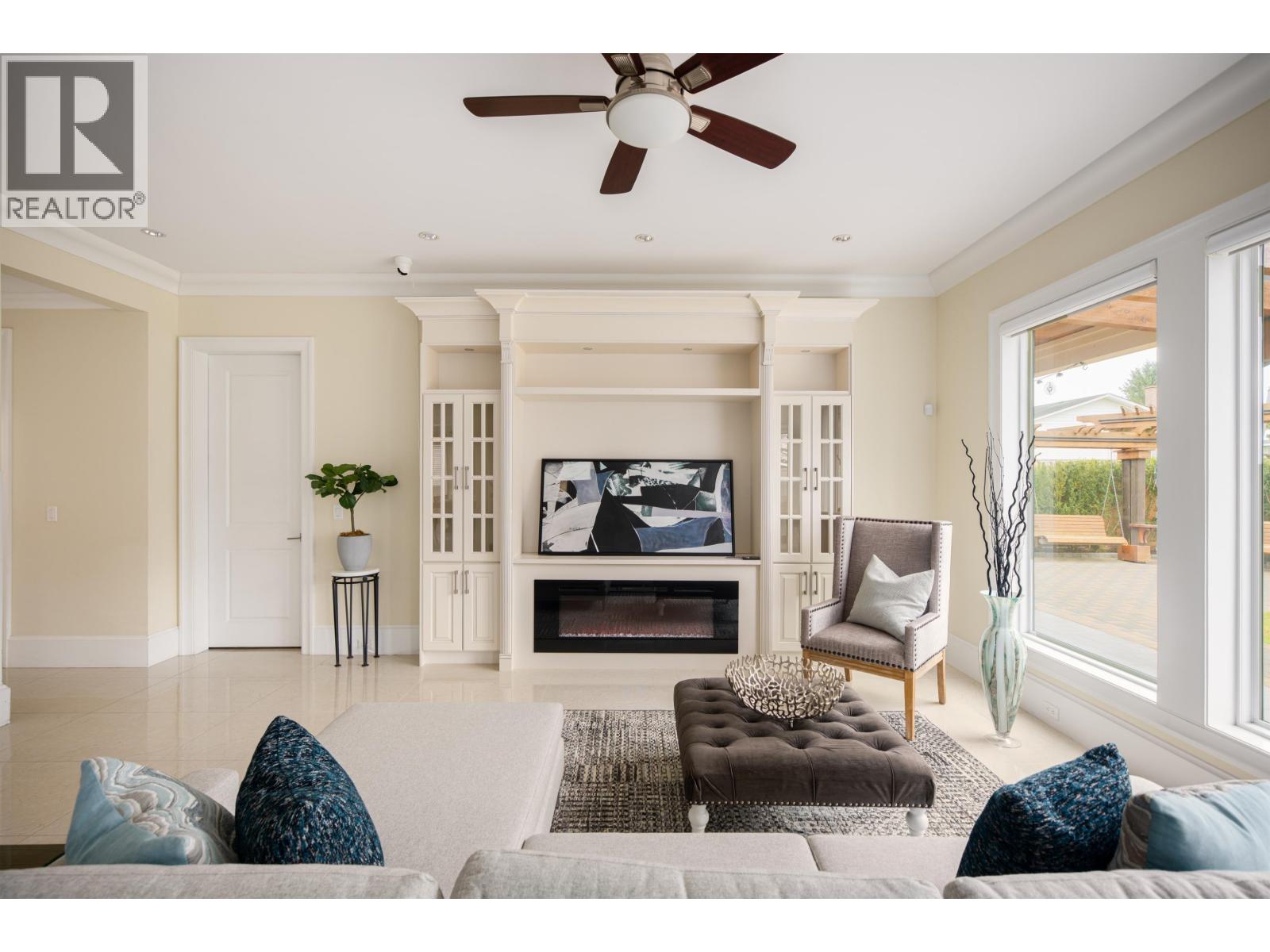 For sale: 10720 ANGLESEA DRIVE, Richmond, British Columbia V7A3B9