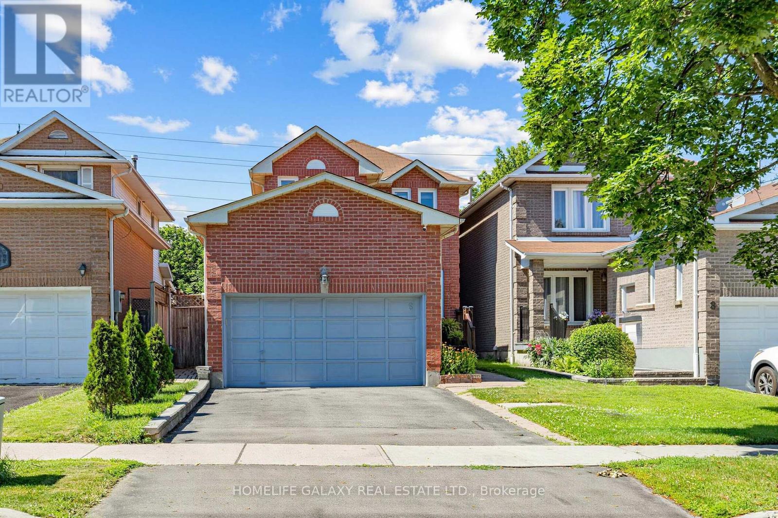 6 BLUEBELL CRESCENT