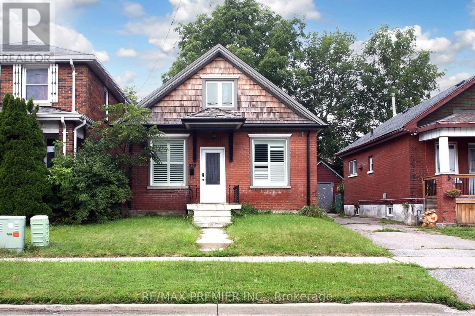 226 RITSON ROAD S