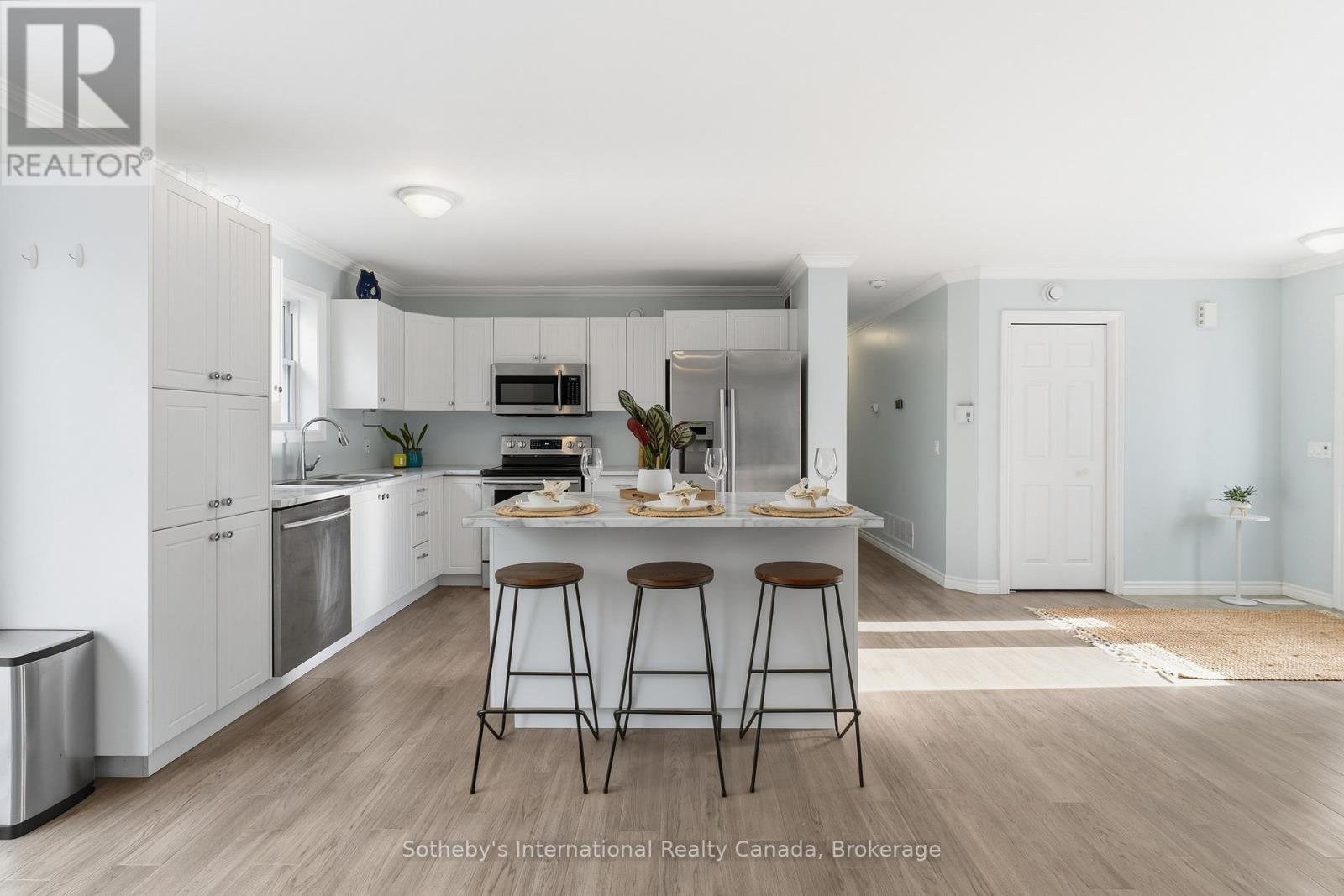 1021 TOWER CRESCENT