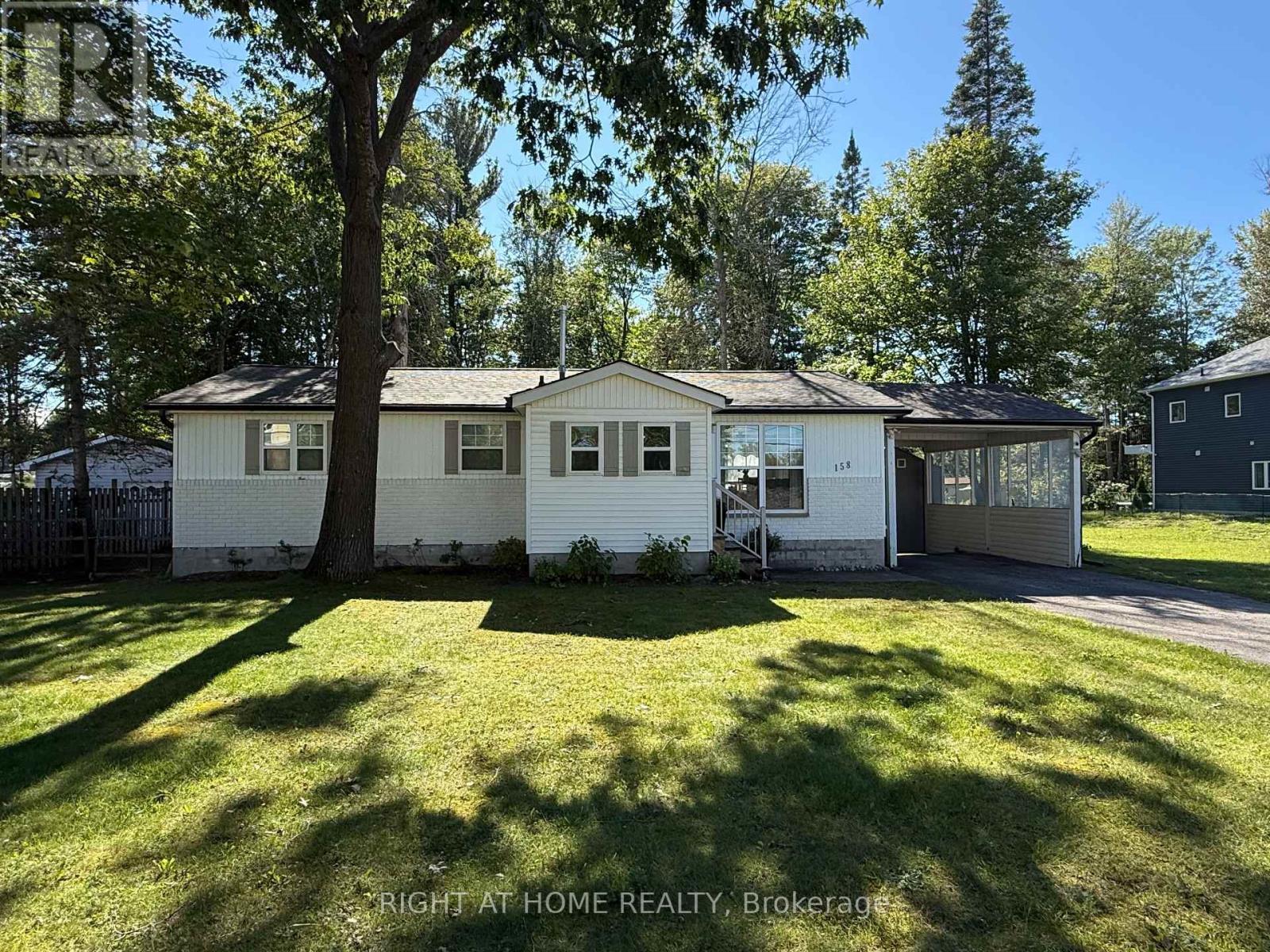 158 ZOO PARK ROAD