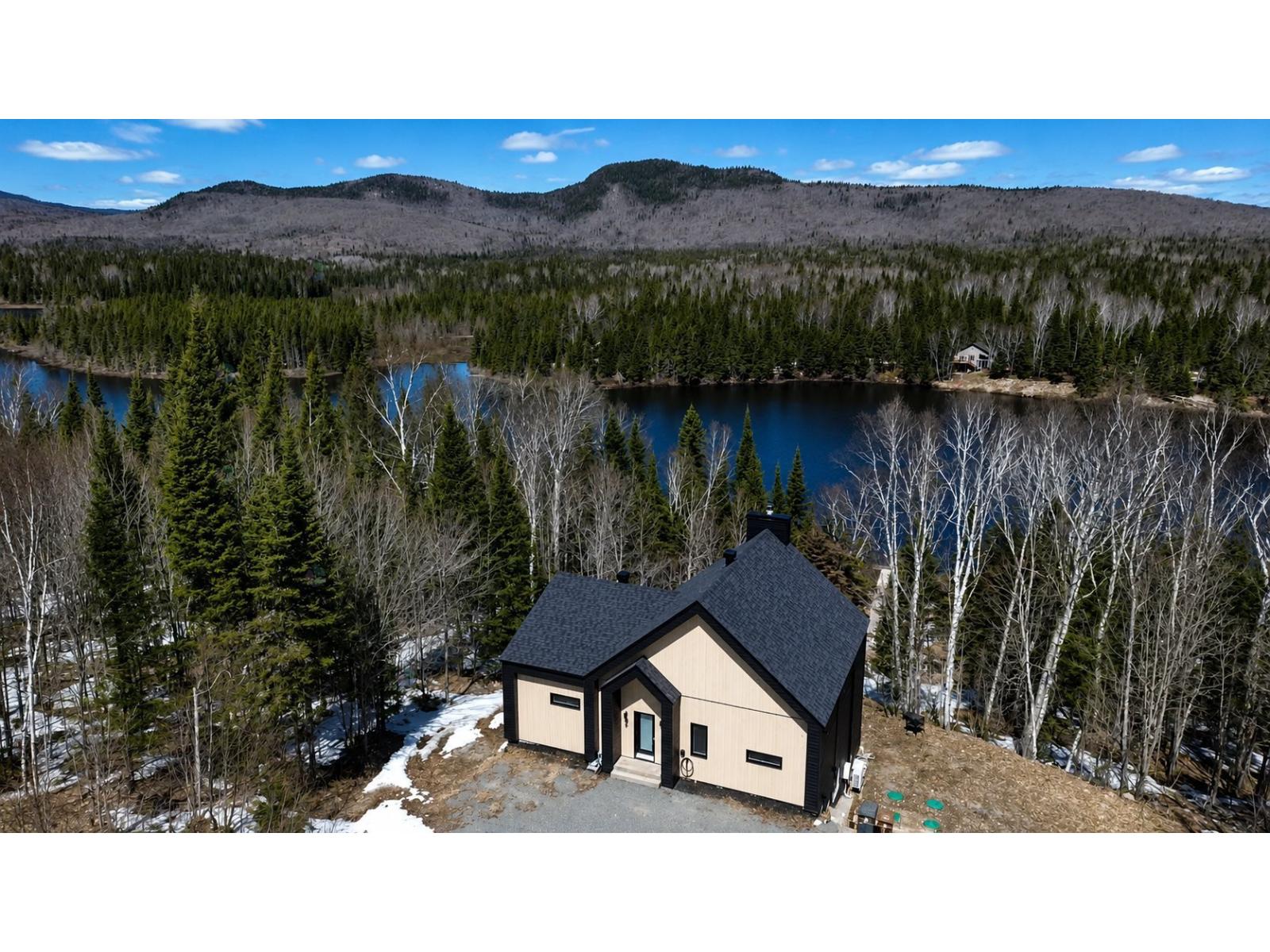 88 Ch. du Lac-Élan — photo 2
