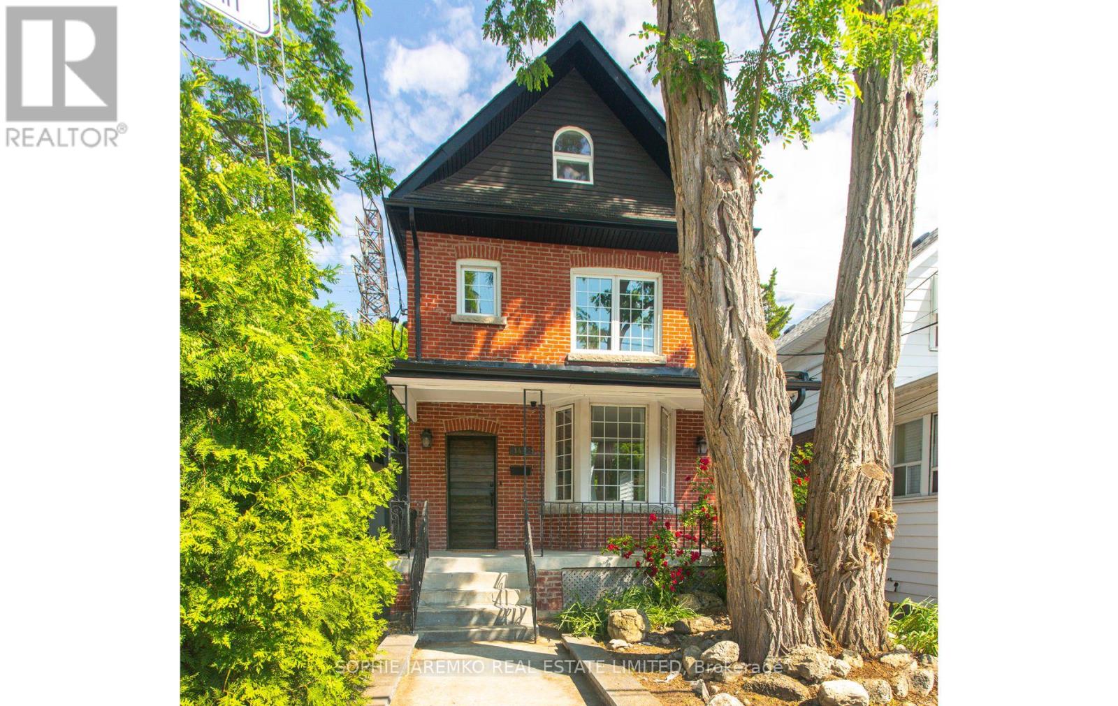 144 EILEEN AVENUE