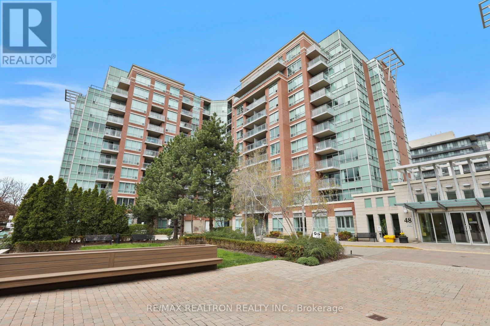 112 - 48 SUNCREST BOULEVARD