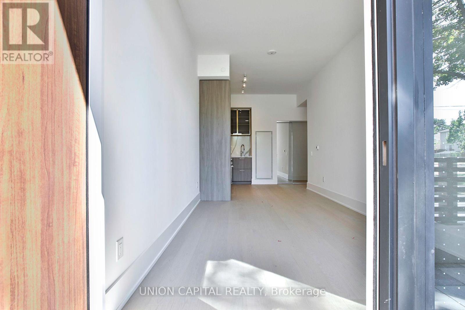 TH103 - 36 OLIVE AVENUE
