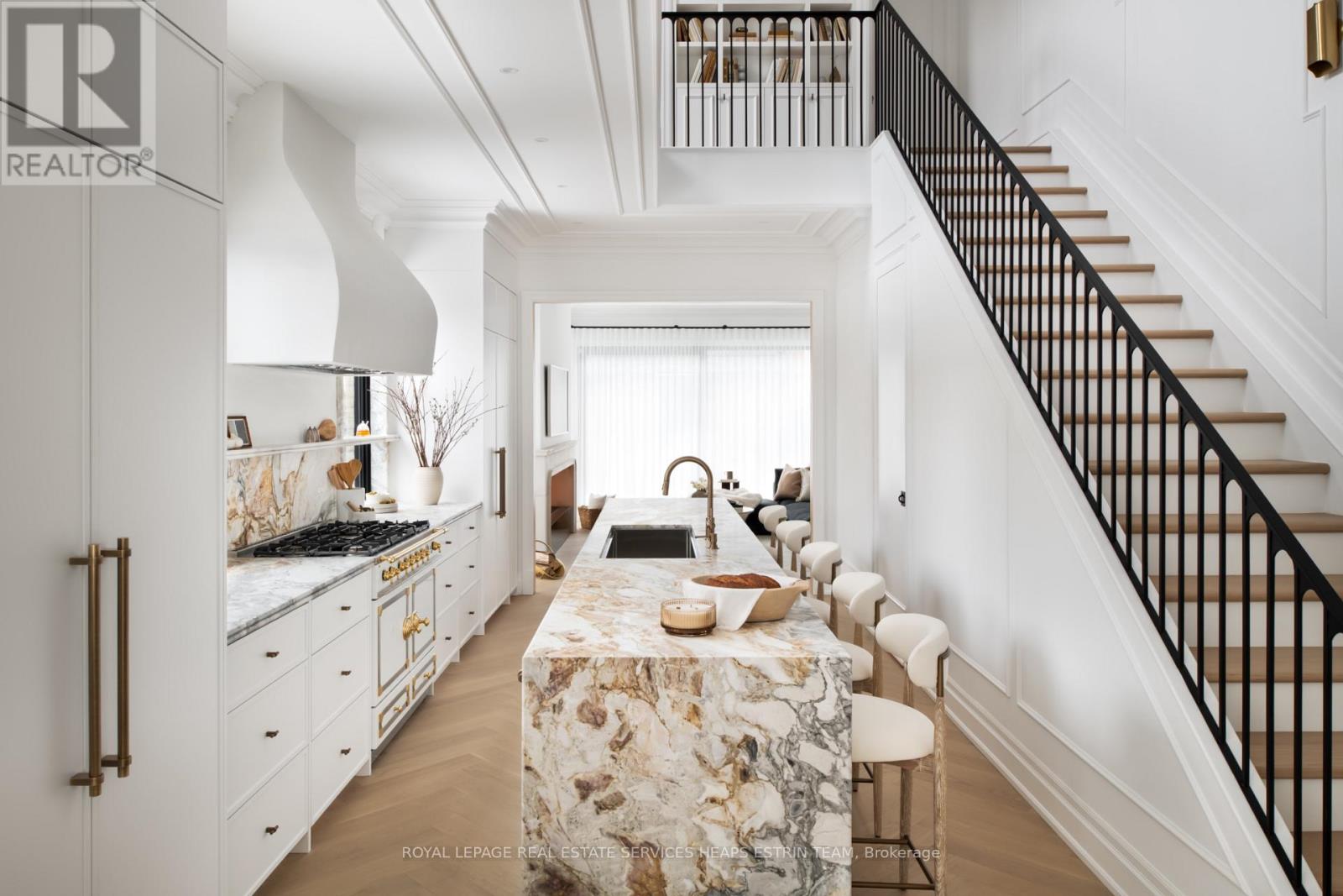 23 LIPPINCOTT STREET