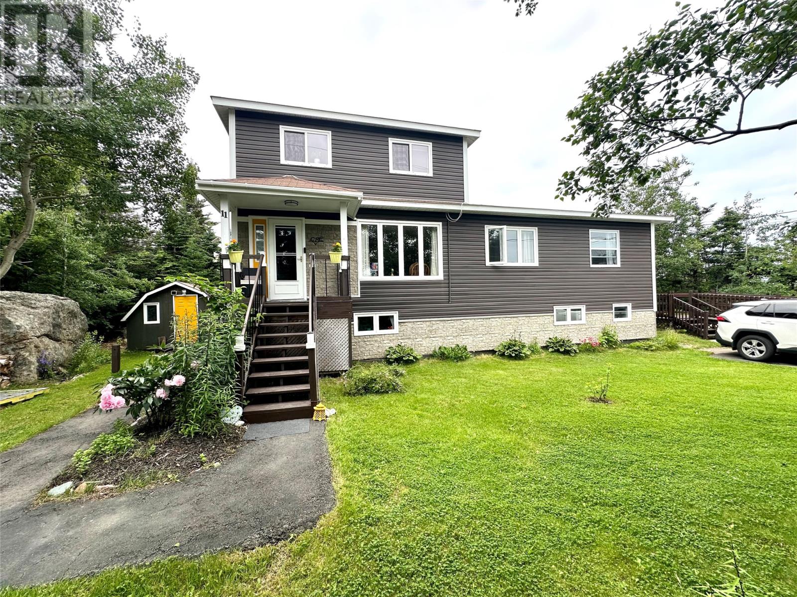 For sale: 11 Atlantic Drive, Lumsden, Newfoundland & Labrador