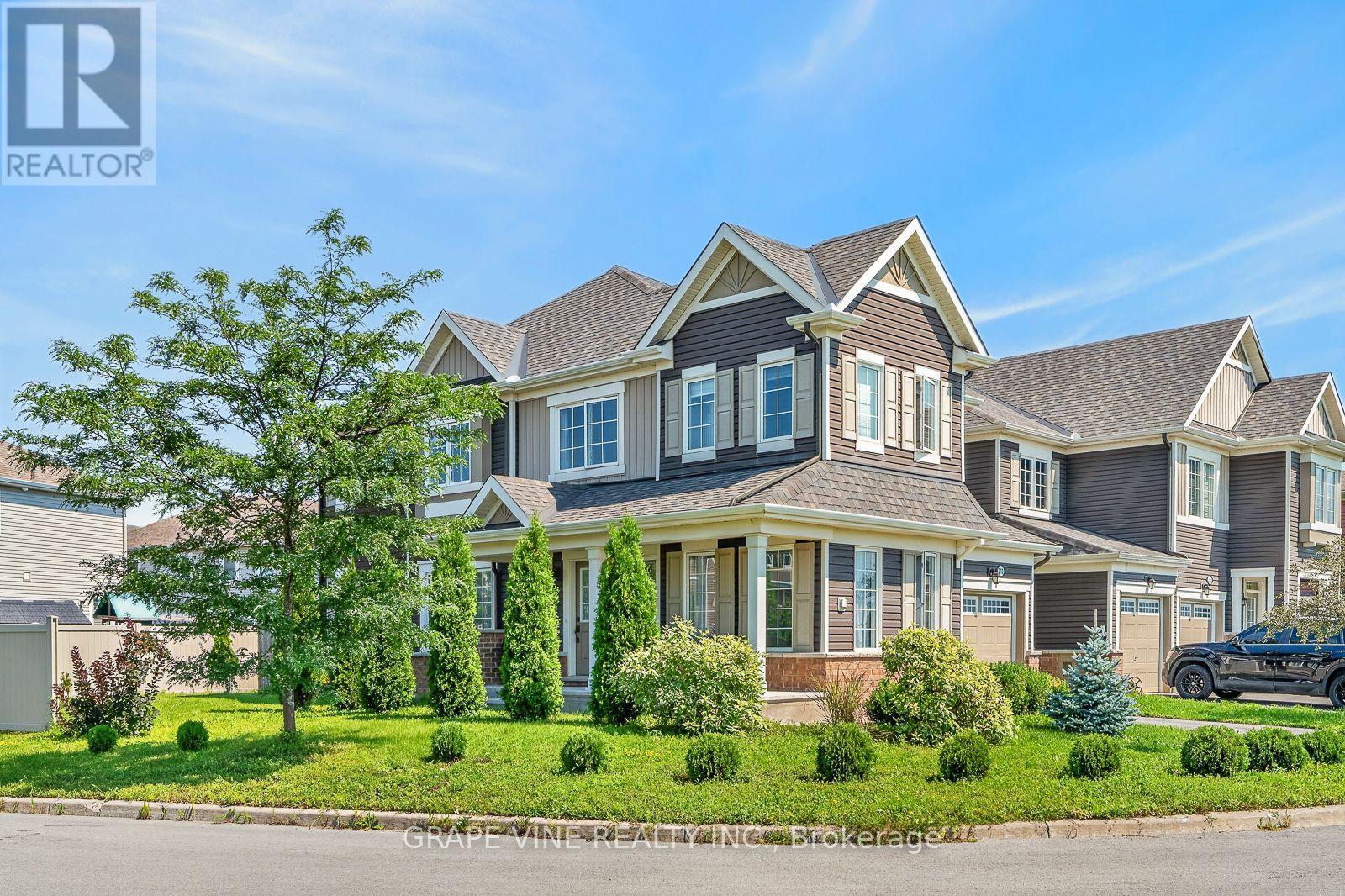 À vendre : 210 CLINTONIA STREET, Ottawa, Ontario K2V0K3 - X13745844 ...