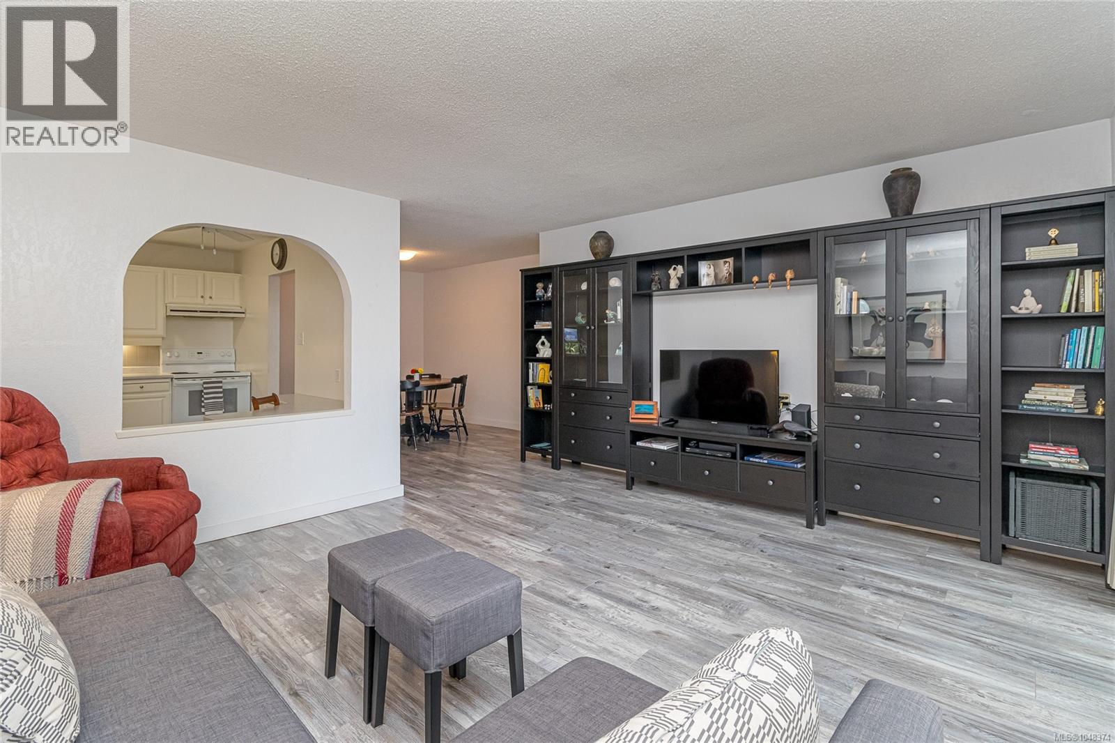 For Sale 212 1545 Pandora Ave Victoria British Columbia V8R6R1 for-sale-212-1545-pandora-ave-victoria-british-columbia-v8r6r1