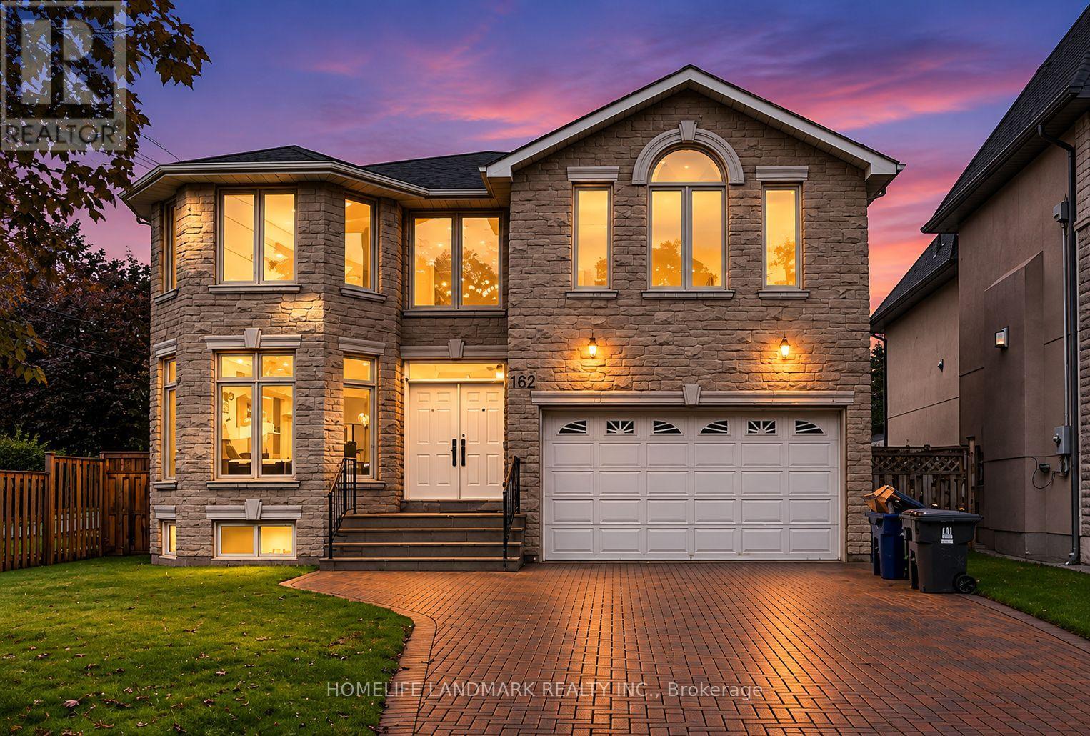 162 BYNG AVENUE