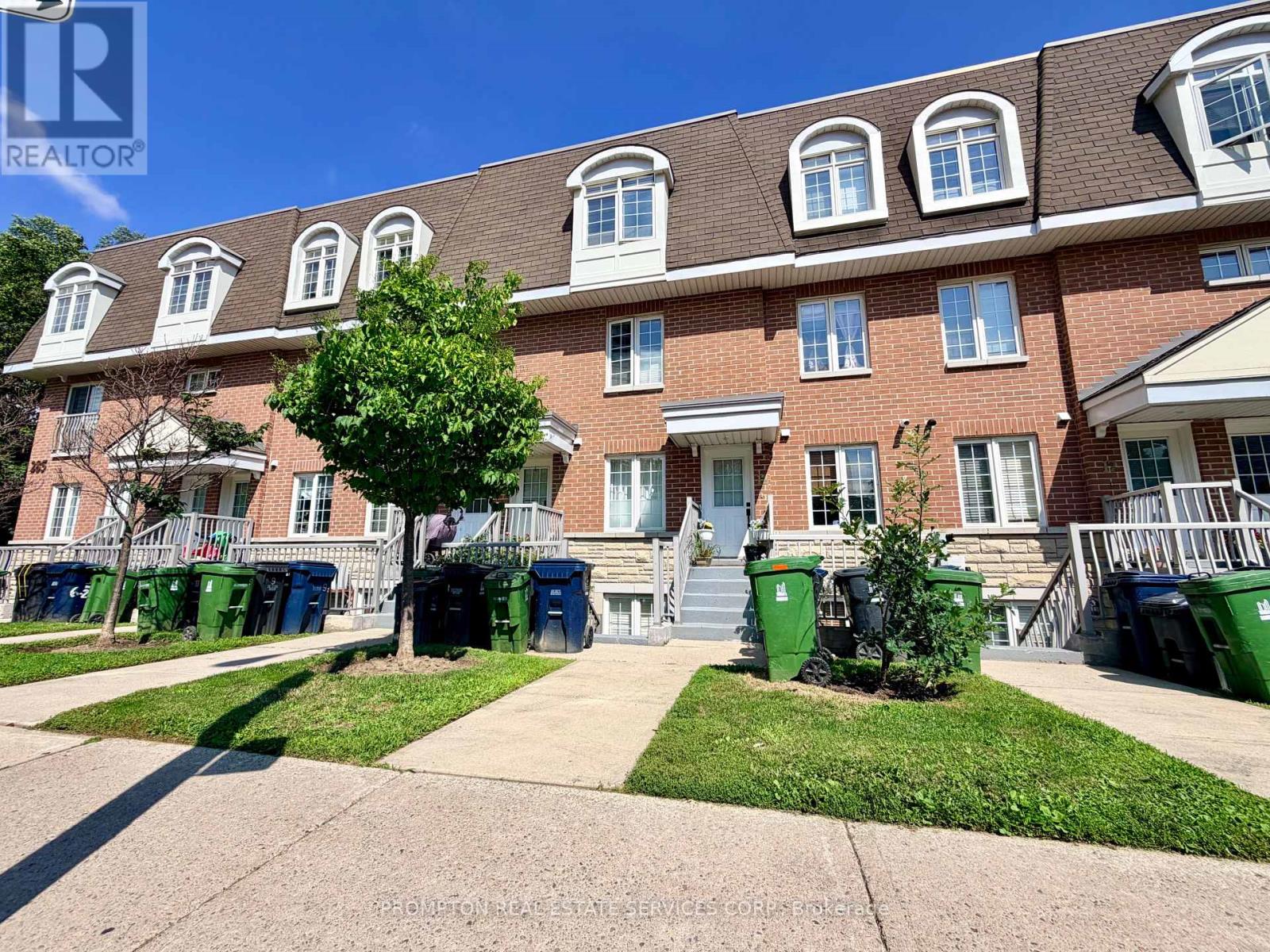 11 - 285 ANTIBES DRIVE