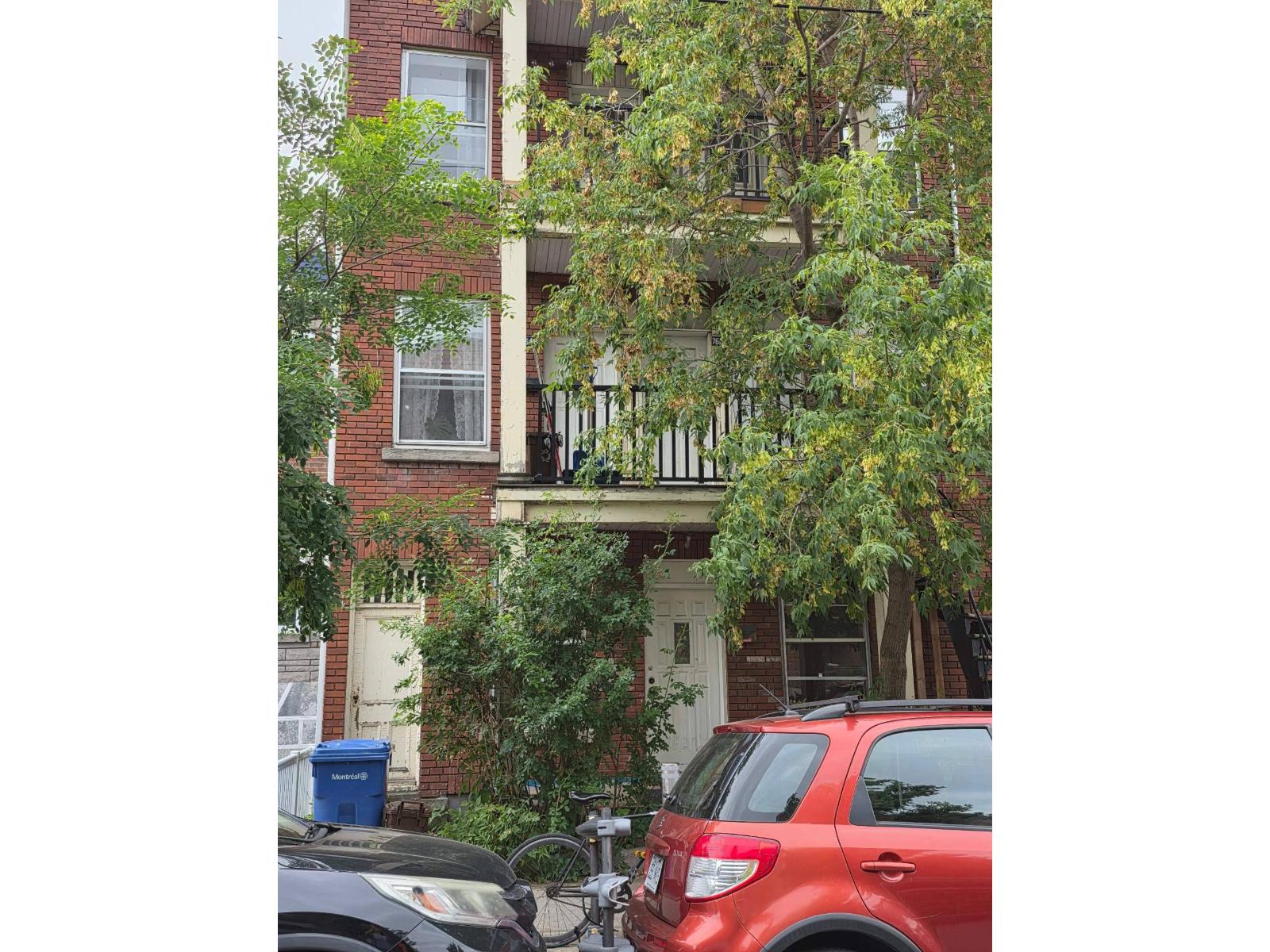 7646-7654 Rue Boyer, Montréal
