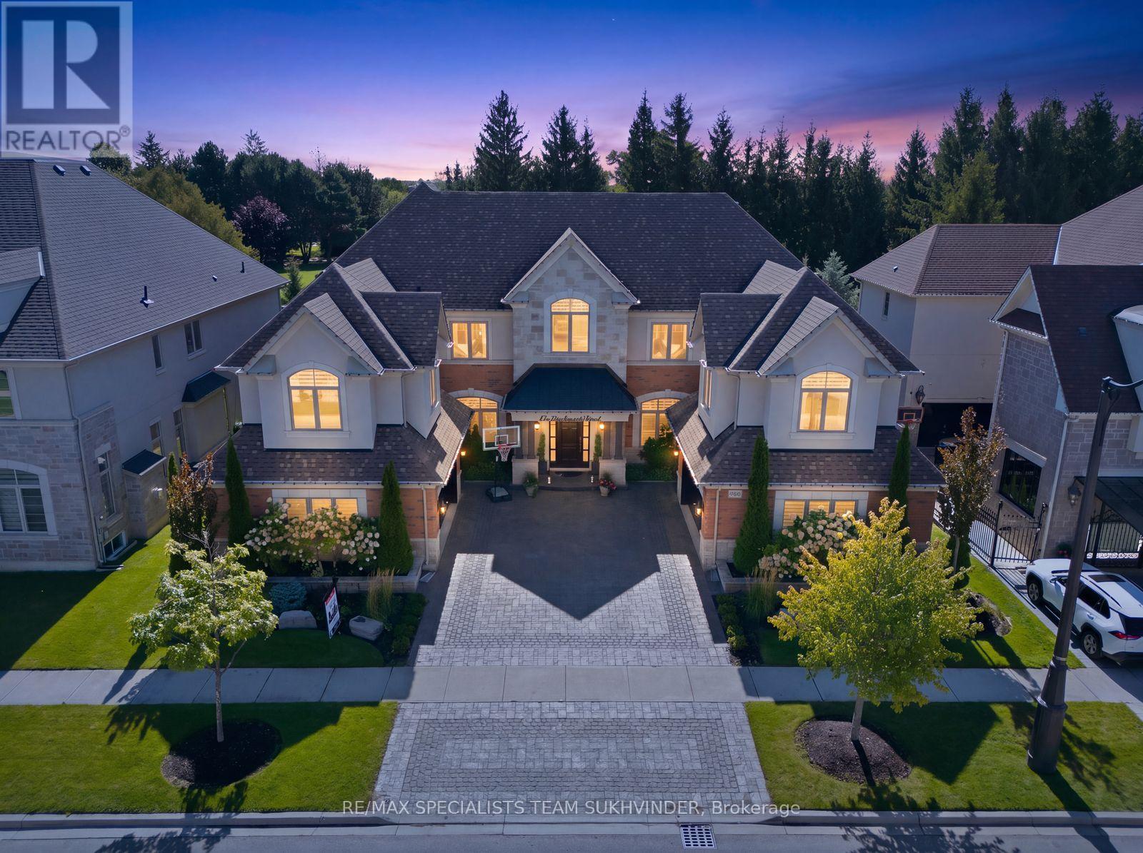 55 BURLWOOD ROAD
