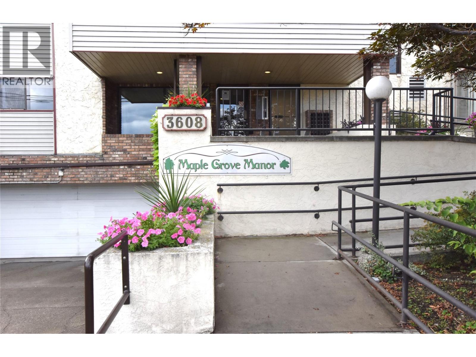 For sale: 3608 27 Avenue Unit# 301, Vernon, British Columbia