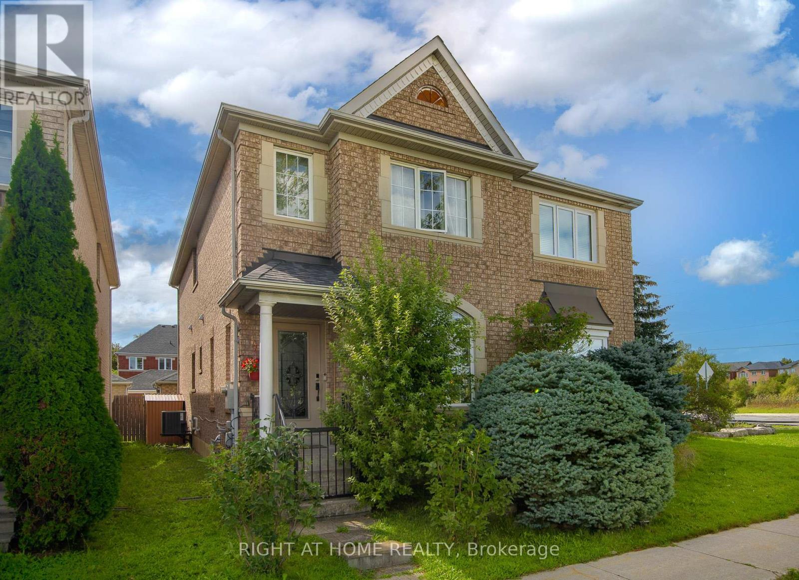 4 FOREST RUN BOULEVARD