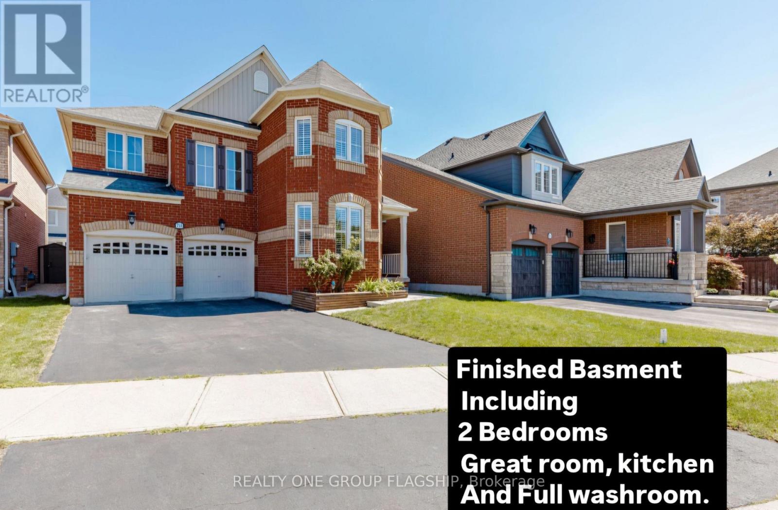 715 CASARIN CRESCENT